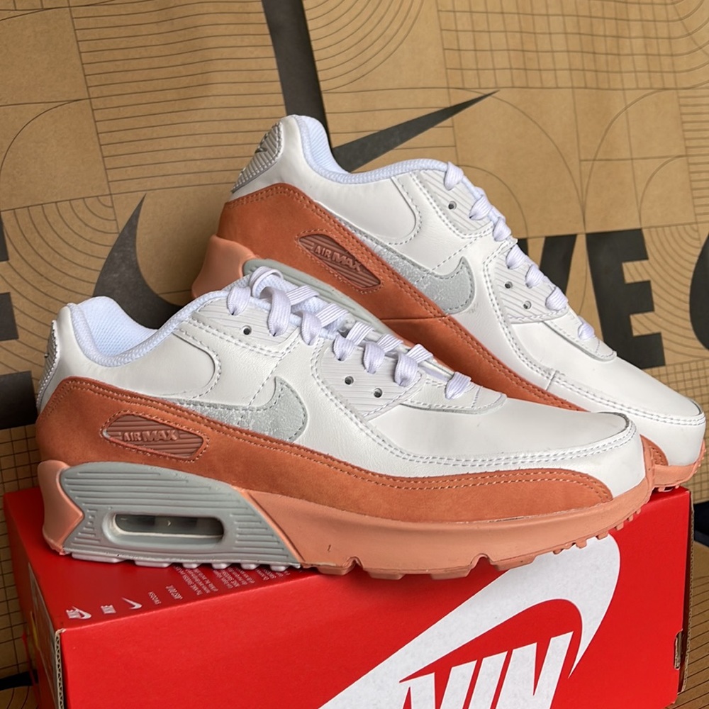 Nike Air Max 90 LTR SE WMNS White/Aura-LT Madder Root - Picture 6 of 16